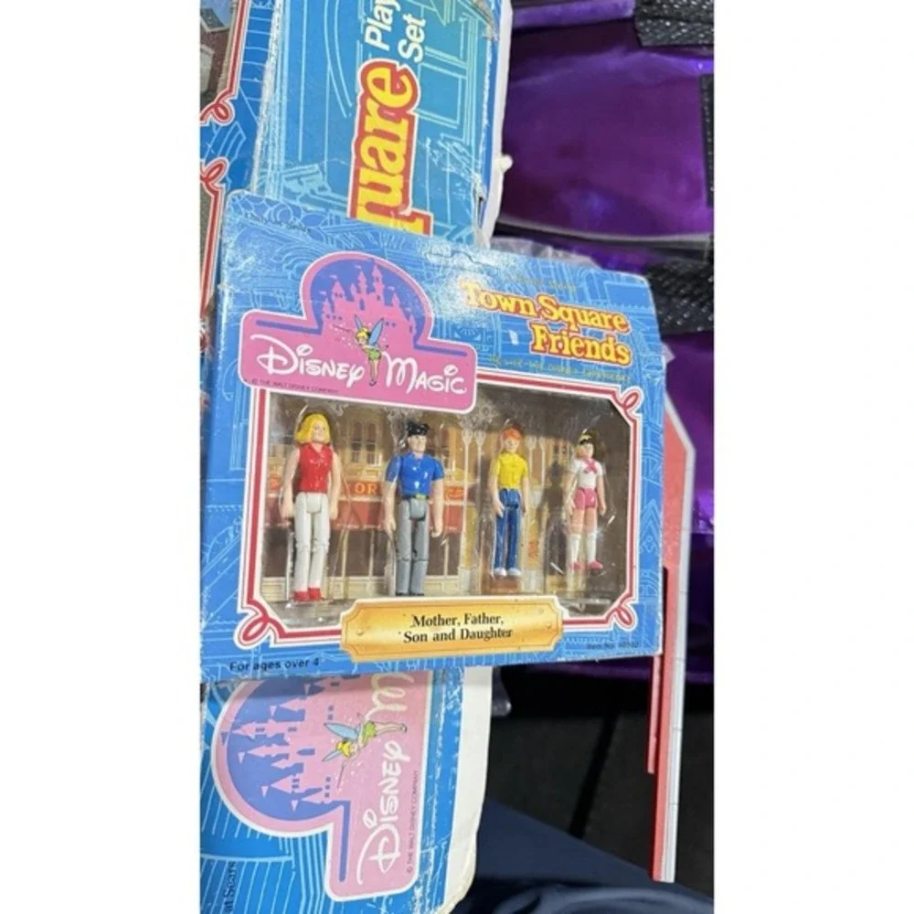 Sears Disney Magic Town Square Play Set and Figure Accessory‎ Set